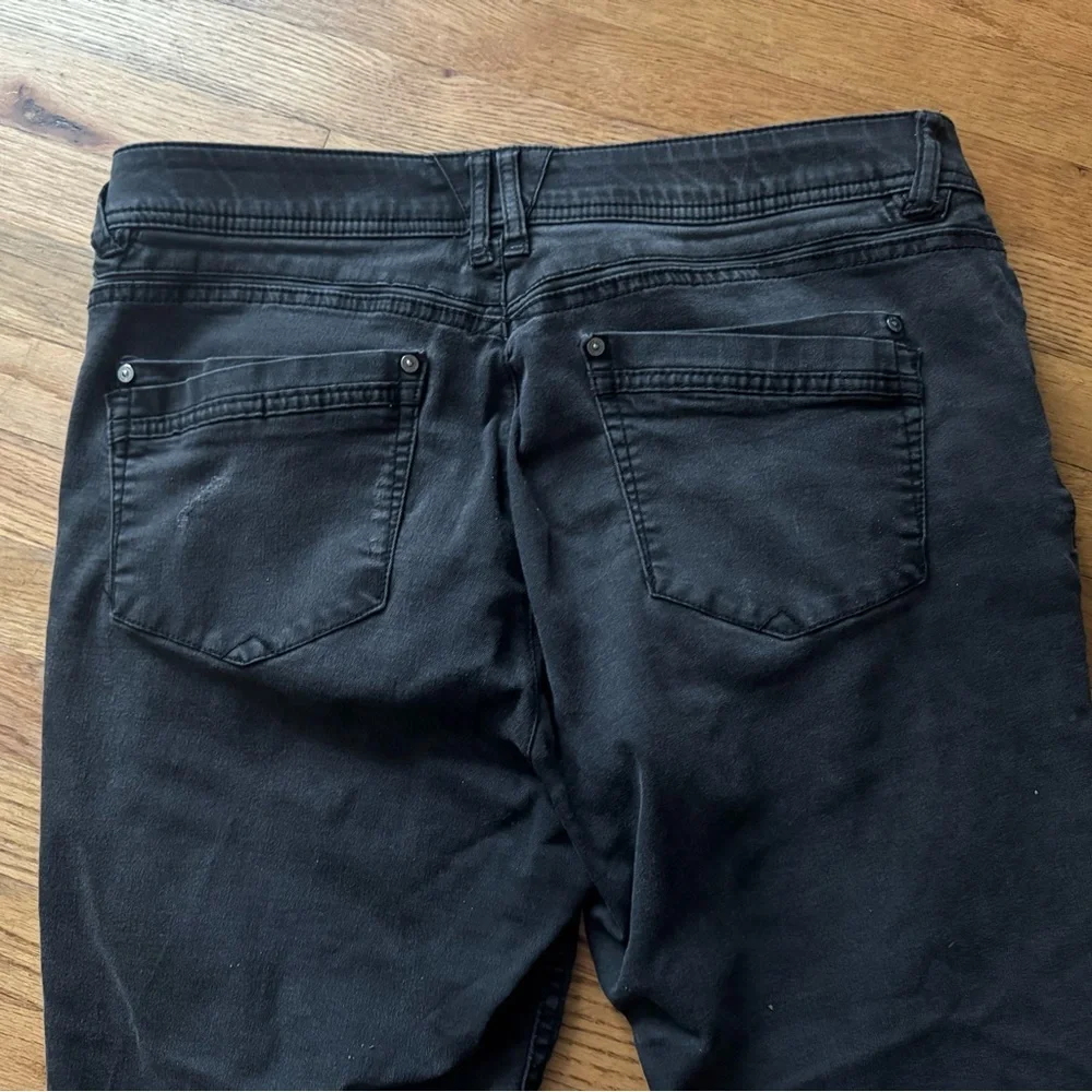 Democracy Black Ankle Jeans - Picture 10 of 14